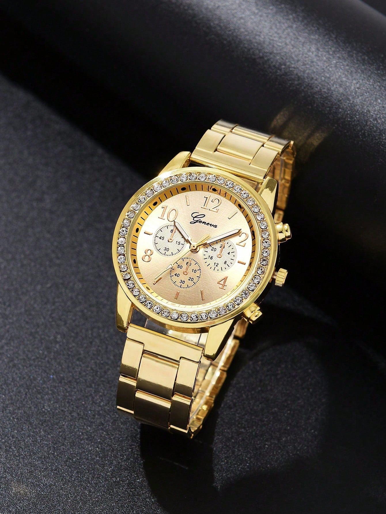 1Pc Ladies Watch Gold Watch Rhinestone Decor Quartz Watch & 4Pcs Bracelet Holiday