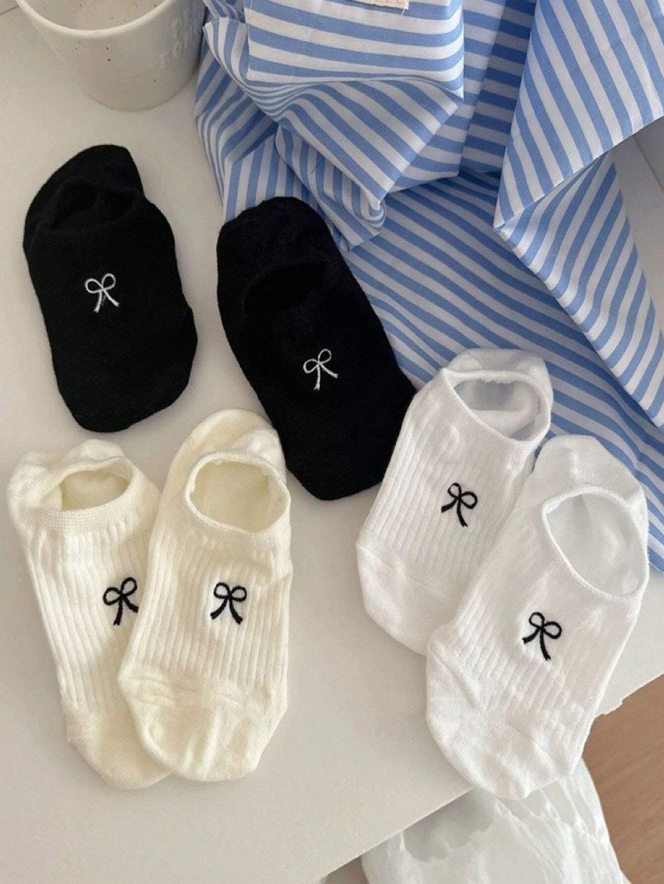 5Pairs Women Sweet Bowknot Simple Boat Socks Invisible Socks
