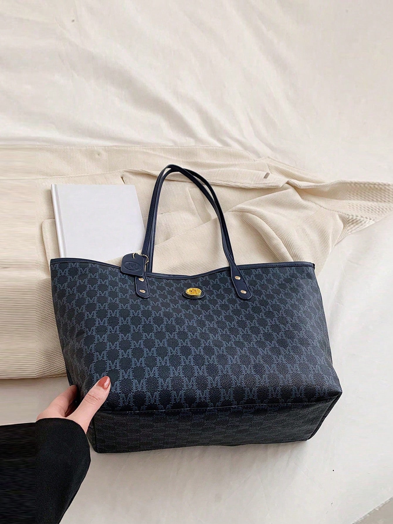 1Pc Bags, Handbags, High-Quality Bags, 2024 New Fashion Versatile Luxury Handbags, Shoulder Bags, Large-Capacity Office Shoulder Bags, Suitable For, Giving Gifts to Girlfriends, Shopping, Dating, Traveling and Playing, Work and Other Scenes.